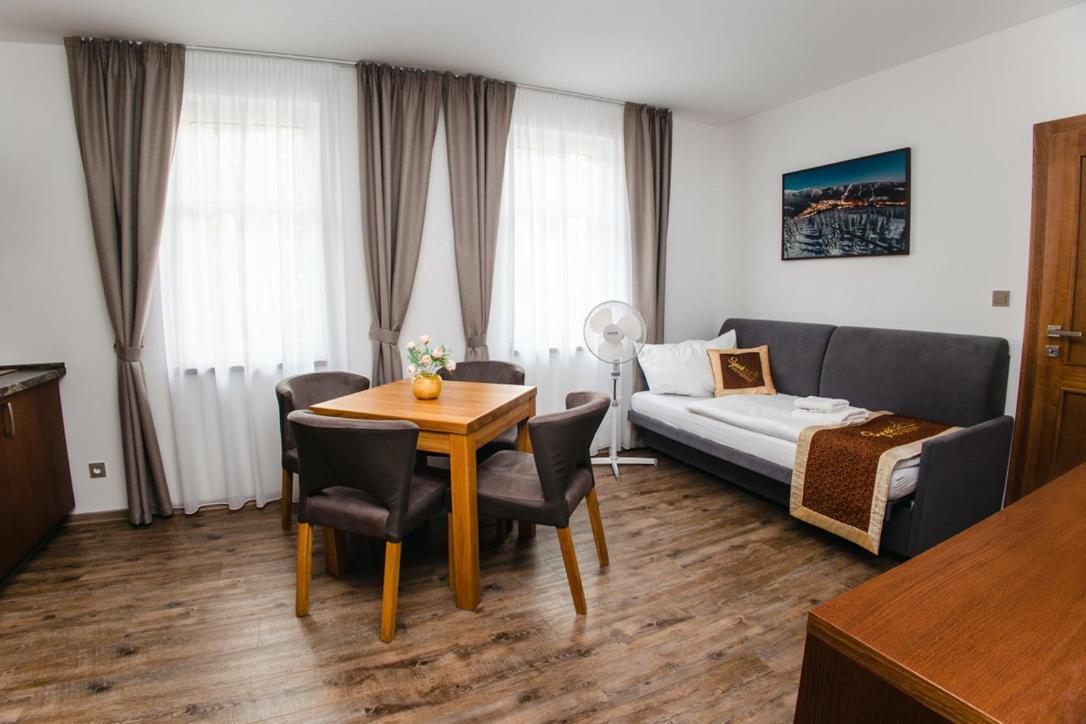 Synek Pension Špindlerŭv Mlýn Esterno foto